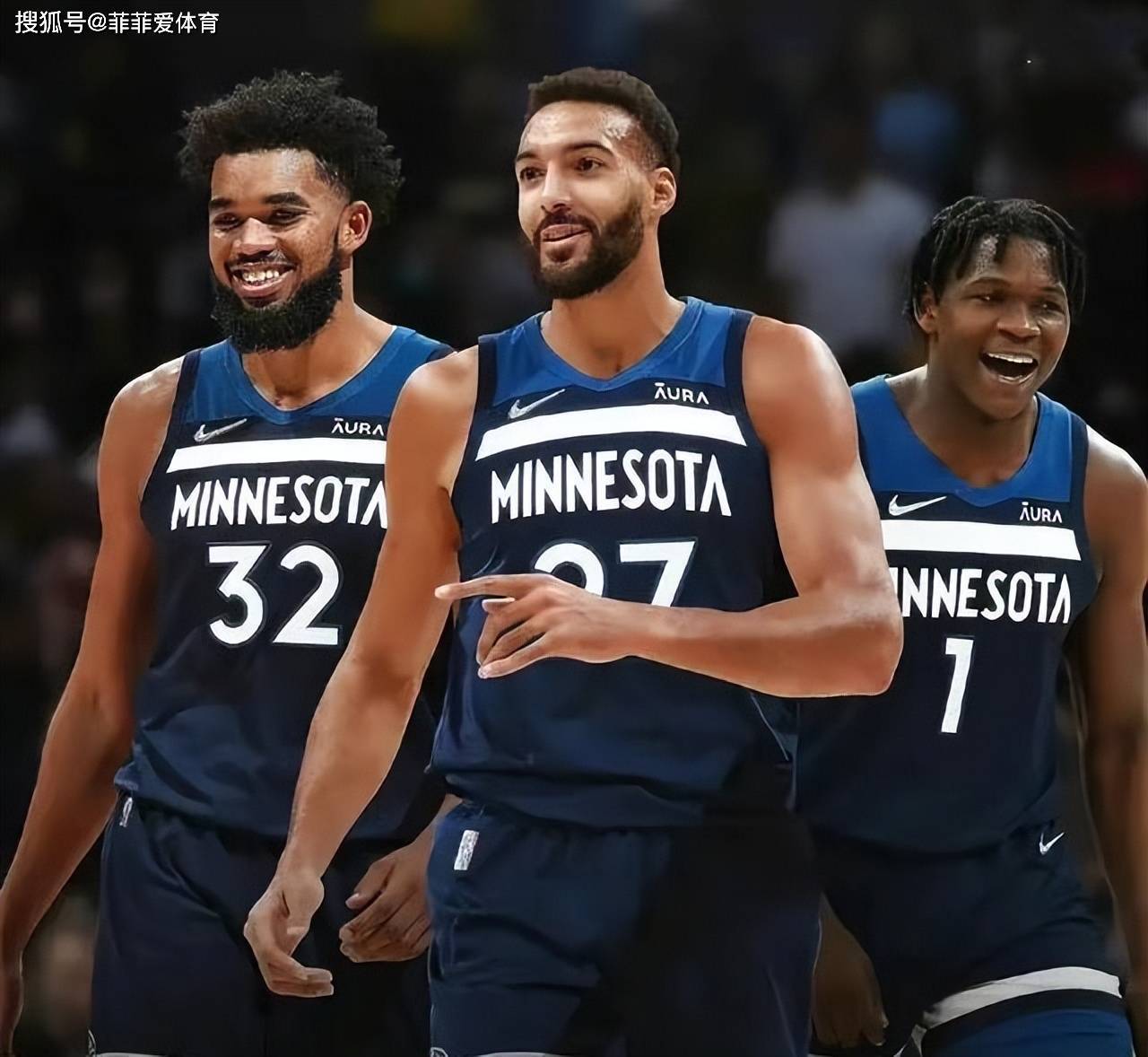 包含官宣日明尼苏达森林狼备战欧超杯;主帅复盘细节流出;球迷炸锅;年轻球员获得机会的词条 包含官宣日明尼苏达森林狼备战欧超杯;主帅复盘细节流出;球迷炸锅;年轻球员获得机会的词条